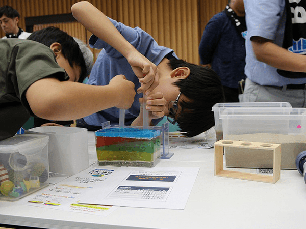 BUILD OITAスクール　親子で体験！土木・建築おしごと教室2024ボーリング調査(コア採取)体験