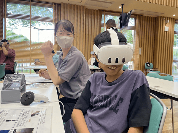 BUILD OITAスクール　親子で体験！土木・建築おしごと教室2024橋梁建設現場VR体験