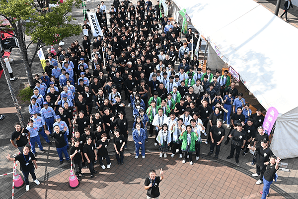 第５回土木建築フェスタin大分駅前集合写真