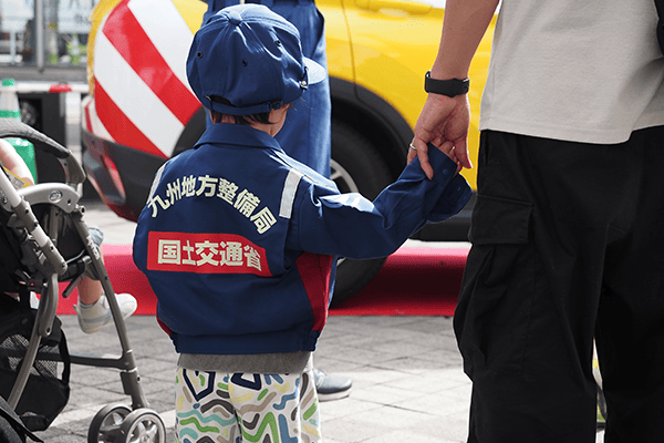 災害対応車両試乗体験　第５回土木建築フェスタin大分駅前